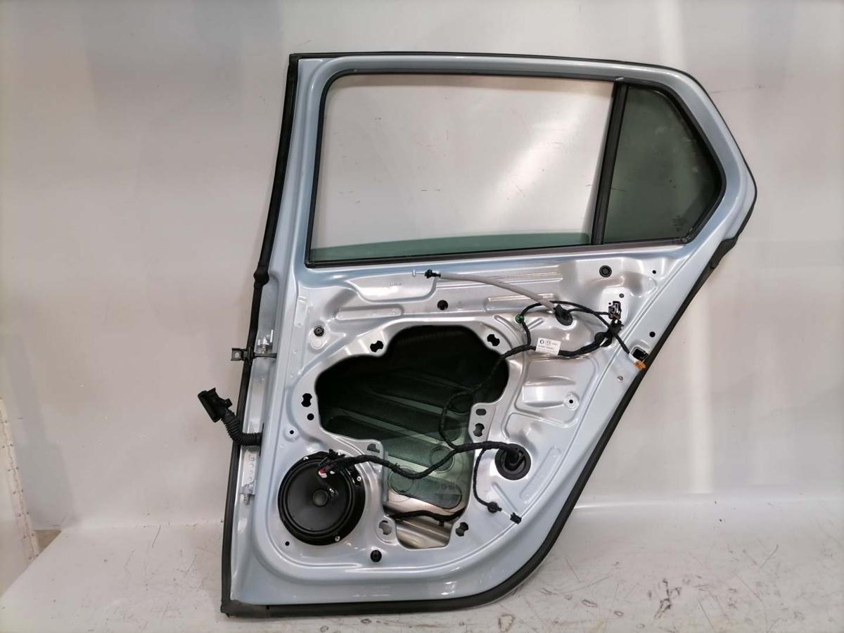 VW Golf 8 original Tür hinten rechts LV5L Christal Ice Blue Fließheck Rohbau Bj.2024